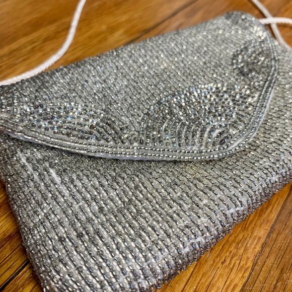 Vintage Andre Cellini Silver Beaded purse with Satin Rope Strap - Picture 3 of 16
